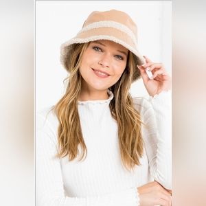 Vegan Leather With Fuzzy Fleece Knit Bucket Hat Khaki